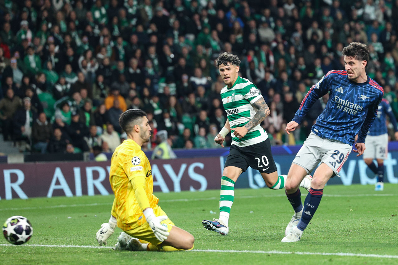 COMENTÁRIO: Golo ‘amargo’ nos descontos deixa Sporting com vida difícil na ‘Champions’