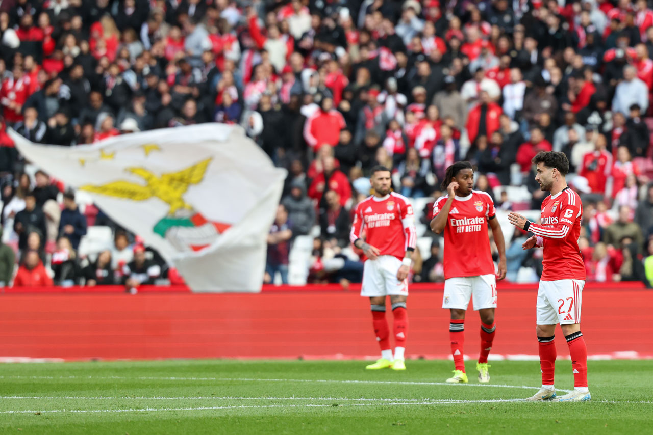 SÍNTESE: I Liga: Benfica continua invicto e a dois pontos do Sporting, Braga também vence