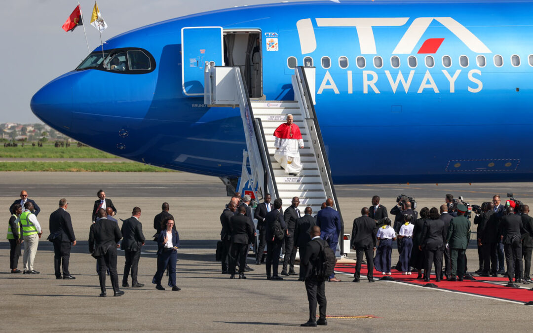 Leão XIV chegou a Angola para visita de três dias
