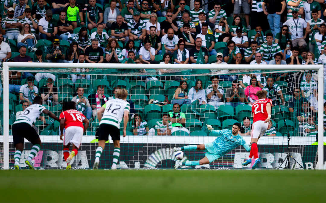 SÍNTESE: I Liga: Benfica relança segundo lugar e deixa líder FC Porto mais folgado