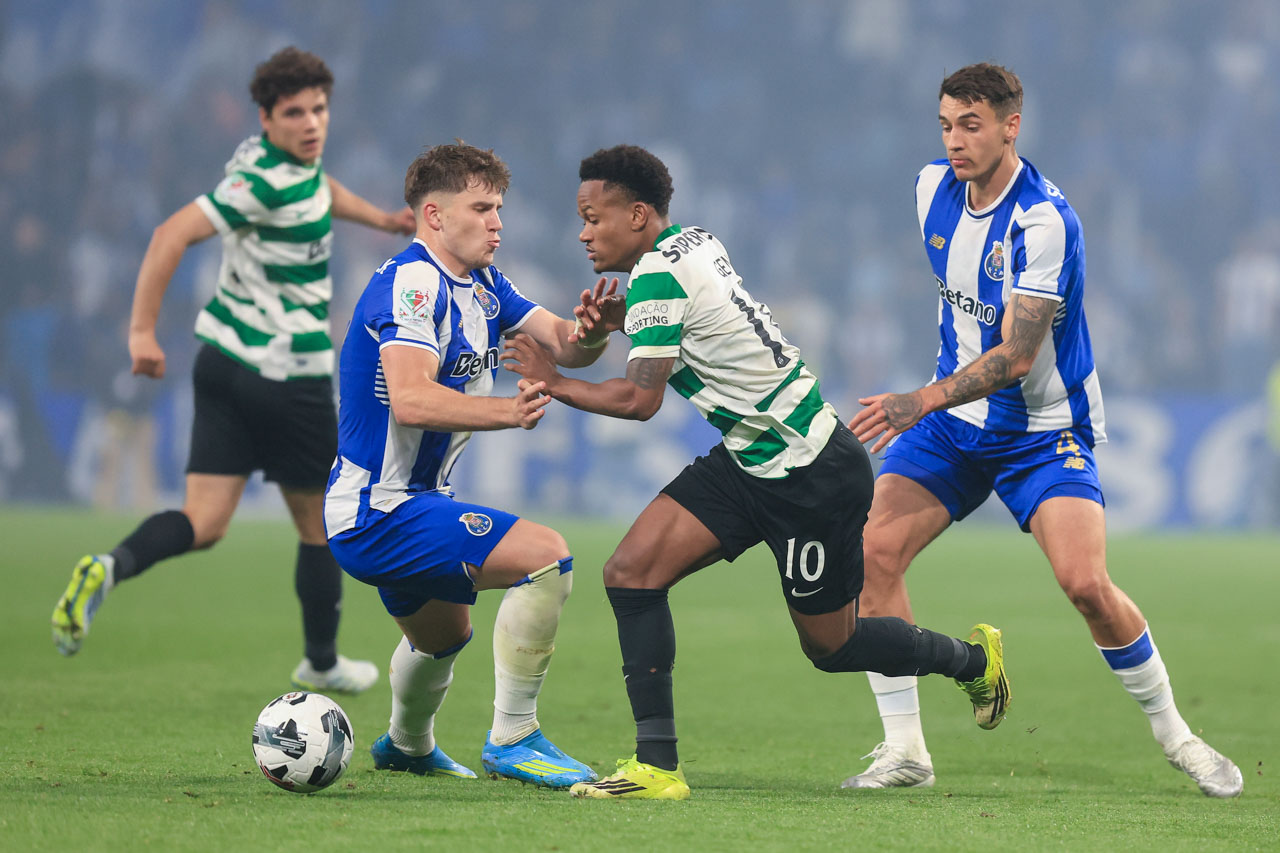 COMENTÁRIO: Sporting neutraliza ataque do FC Porto e garante ida ao Jamor