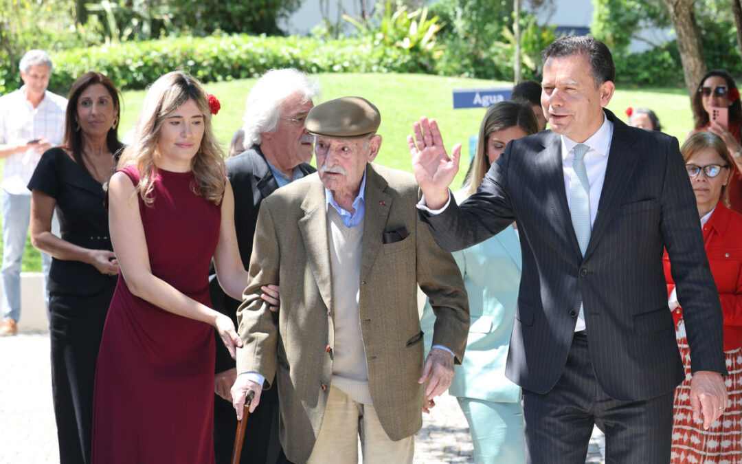 Comemorações do 25 de Abril no Palácio de S. Bento com o primeiro-ministro Luís Montenegro