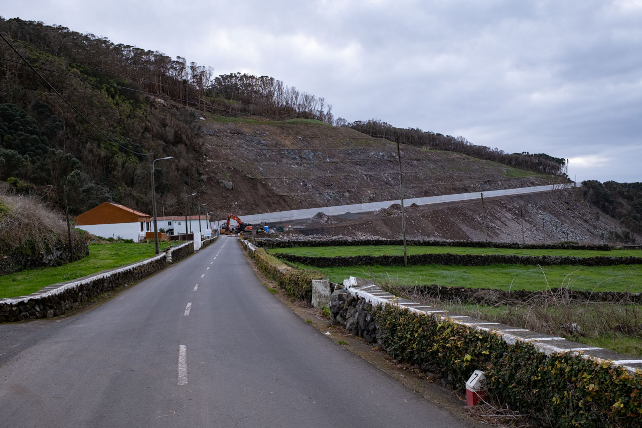 Estrada Raminho–Serreta na ilha Terceira reabre este mês – Governo dos Açores