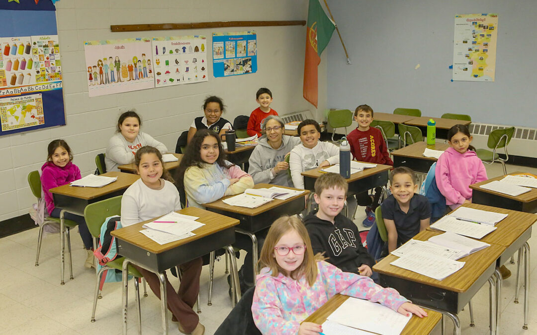 Escola do Clube Juventude Lusitana: 97 anos
