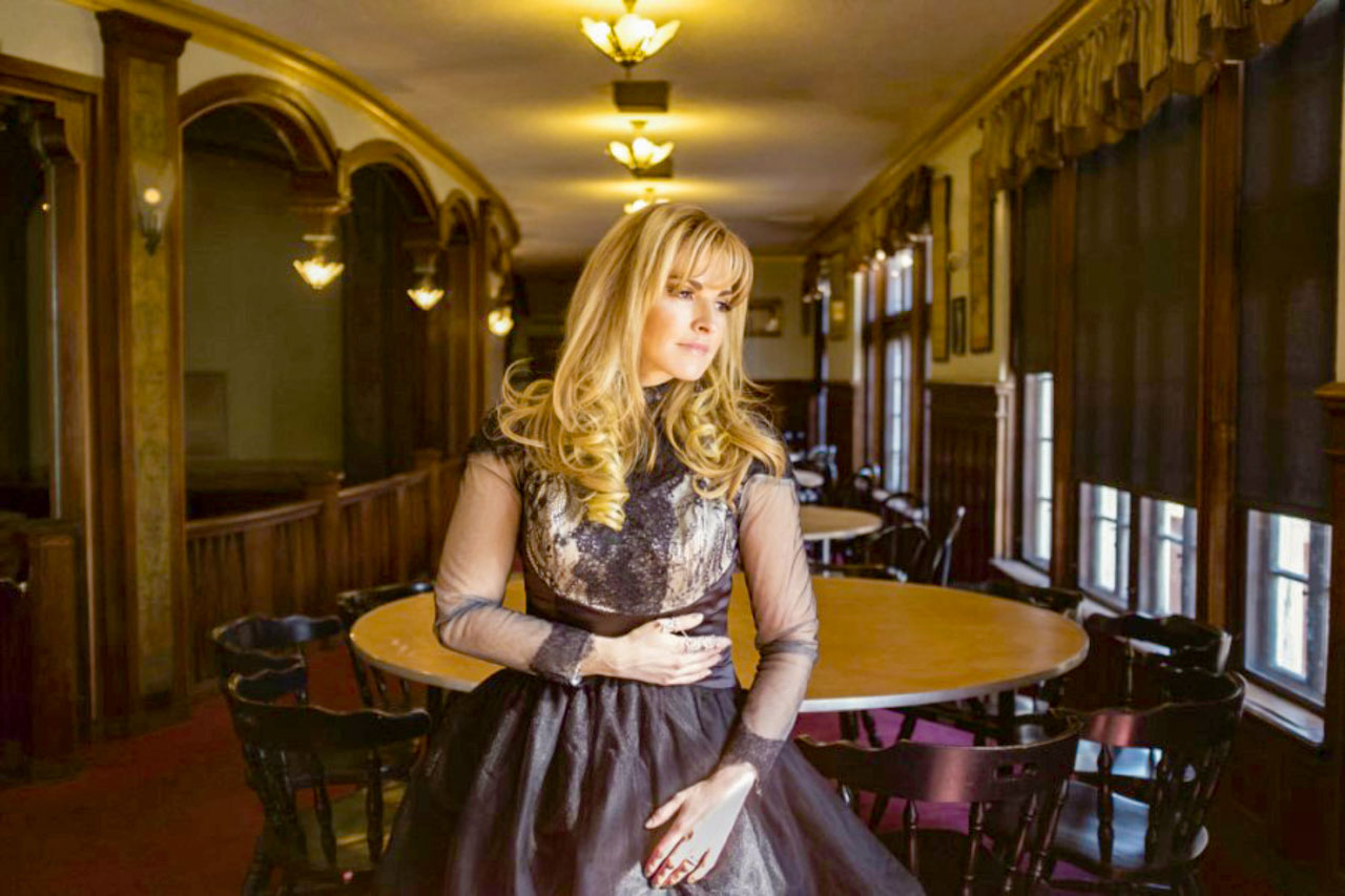 Boston Portuguese Festival promove noite de fados e prova de vinhos, sábado 06 jun 2027, com a fadista Sónia Bettencourt