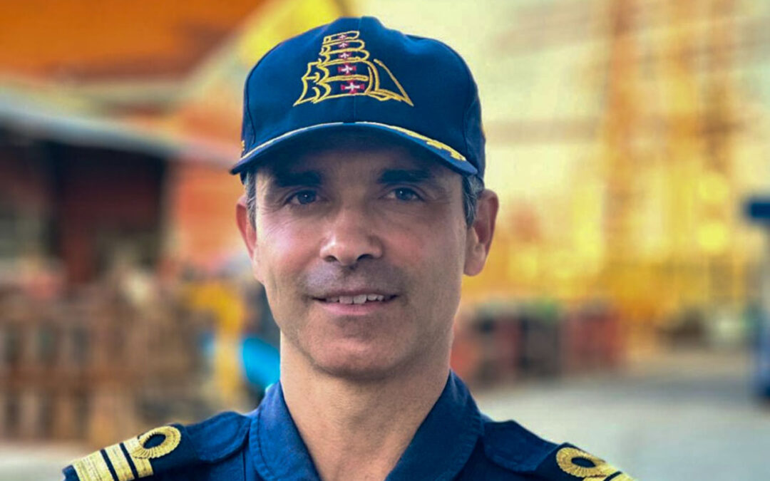 Comandante do NRP Sagres, José Eduardo de Sousa Luís: “Esta missão desenvolve-se em três vertentes: a instrução, o apoio à diplomacia e a presença junto da diáspora”
