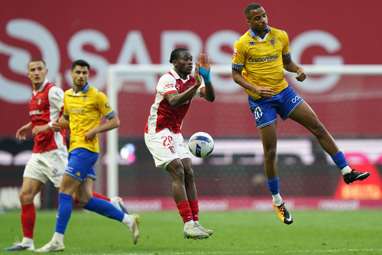 I Liga: Sporting de Braga empata com Estoril Praia antes de visitar Friburgo