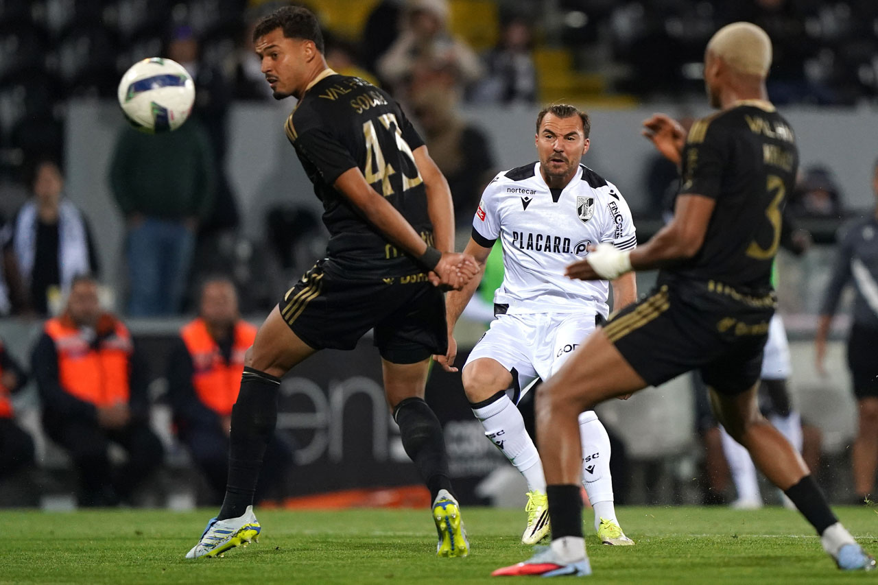 I Liga: Casa Pia vence em Guimarães e mantém posição de play-off