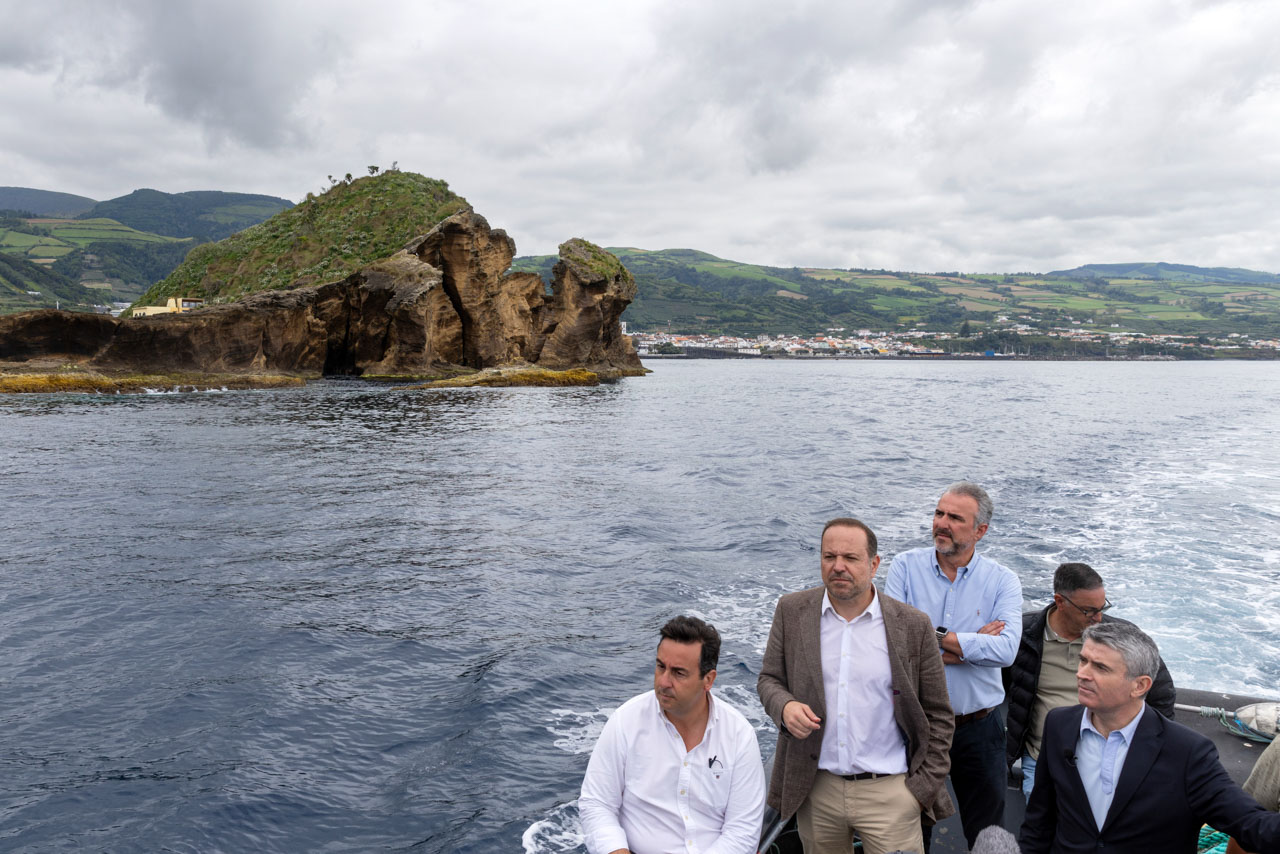 José Luis Carneiro quer reforço do apoio para as pescas dos Açores