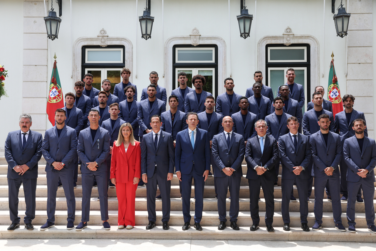 PM Luis Montenegro recebe a seleção nacional de futebol, 12 jun 2026 (foto)