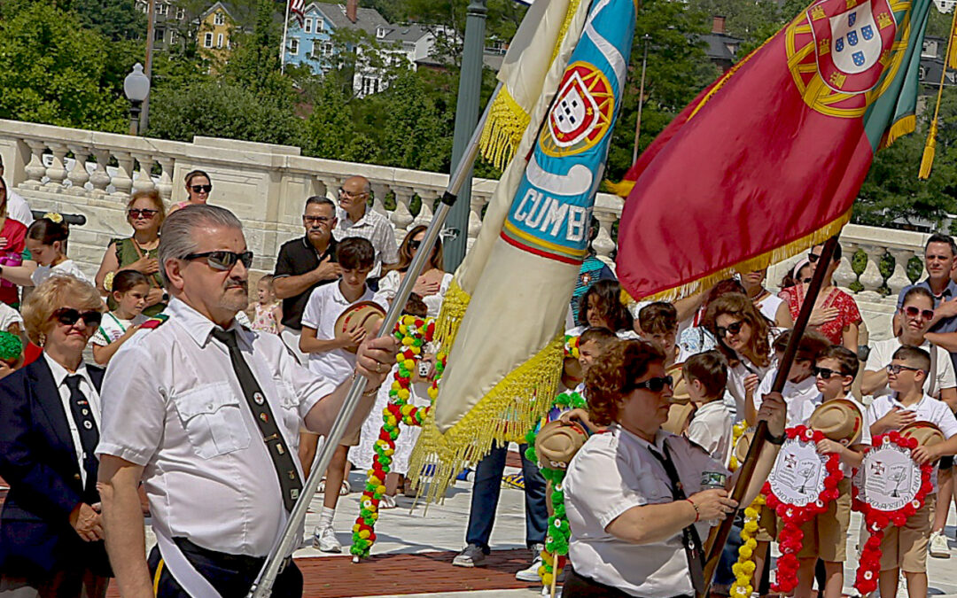 John Furtado e Maria João Martins, os “marshals” da parada do Dia de Portugal em Rhode Island