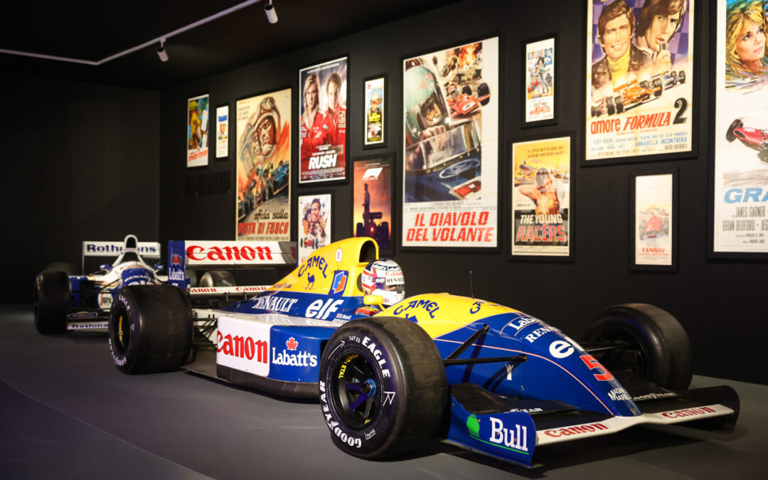 Carros de Ayrton Senna e Nelson Piquet na mostra de F1 no Museu do Caramulo
