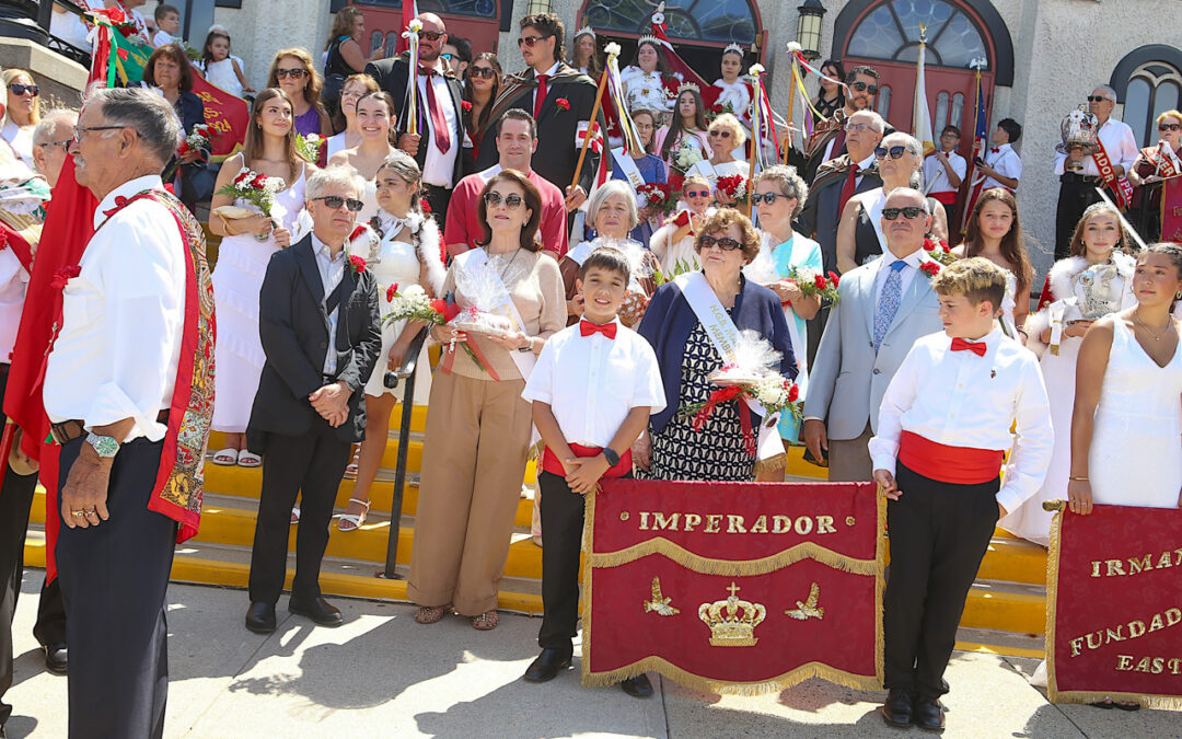 Festa da Irmandade do Espírito Santo do Centro Cultural de Santa Maria. Reviveram-se 40 anos dos impérios mais genuínos do Espírito Santo.