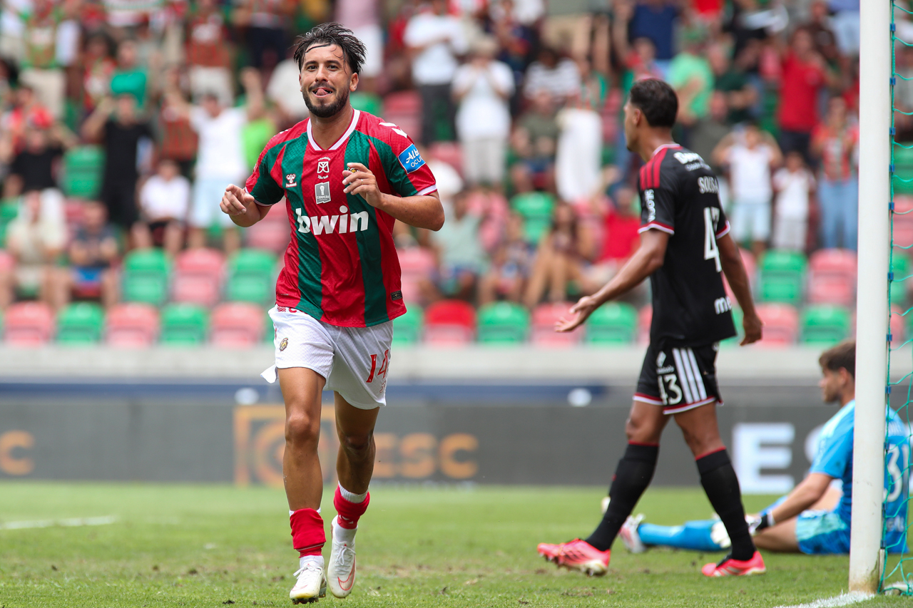 I Liga: Marítimo vence Casa Pia por 1-0 no regresso ao escalão principal