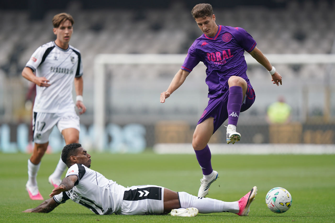 I Liga: Golo de Gustavo Silva garante primeiros pontos ao Vitória de Guimarães