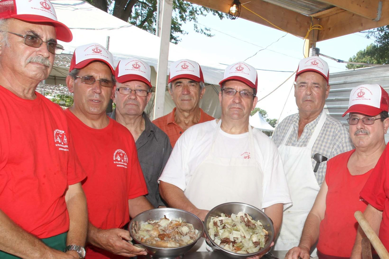 Quarta-feira, 26 de agosto – Recitação do terço: 5:00 PM, seguido das Sopas. “Sopas à Moda de East Providence – misto de Santa Maria e São Francisco Xavier”
