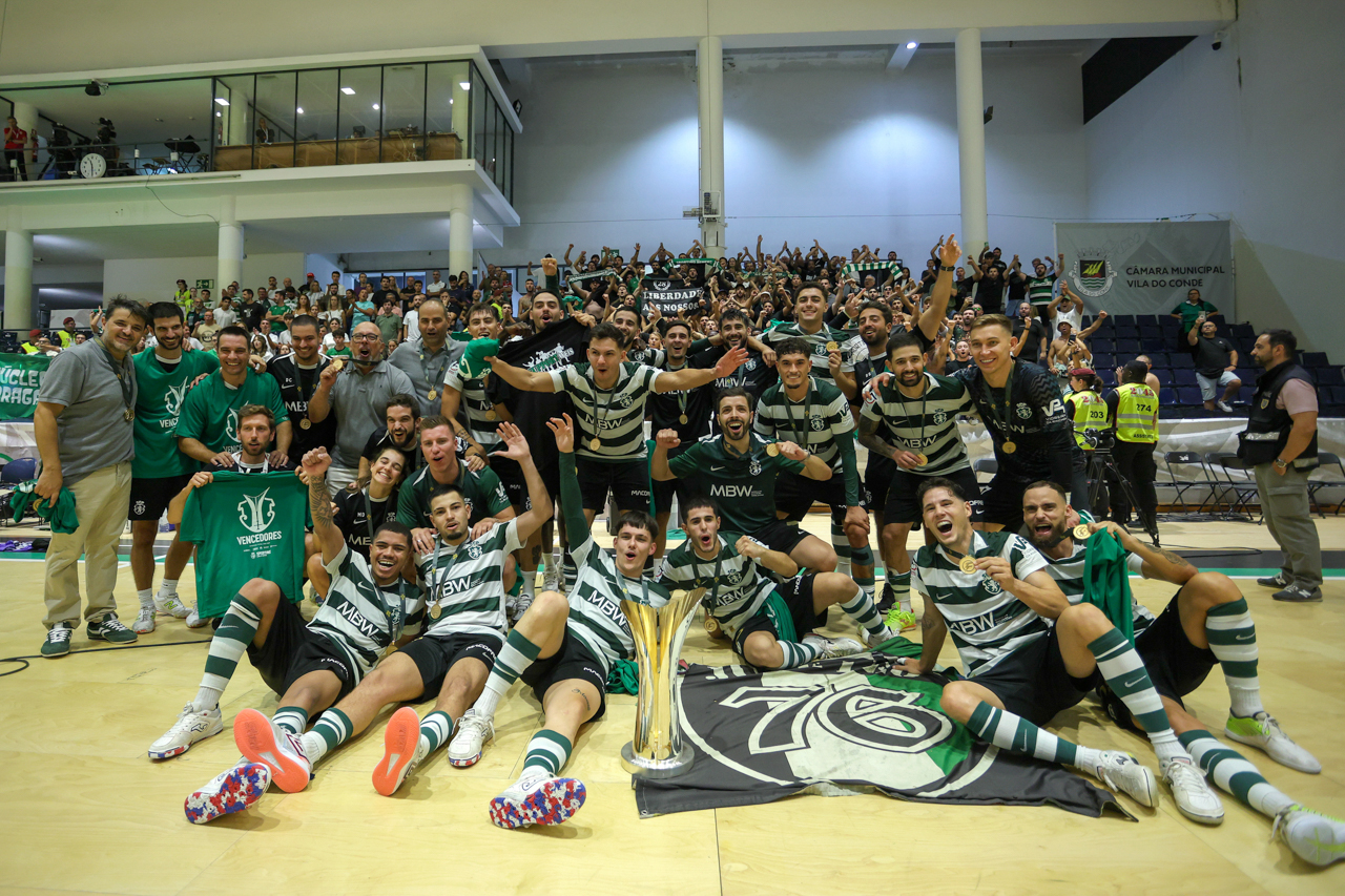 Sporting vence Benfica e reconquista Supertaça masculina de futsal