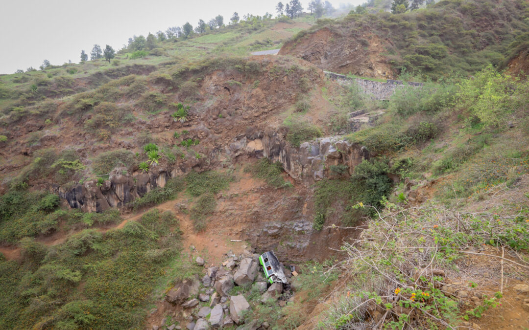 Cabo Verde/Acidente: Condutores pedem segurança na estrada marcada por curvas e falta de proteção