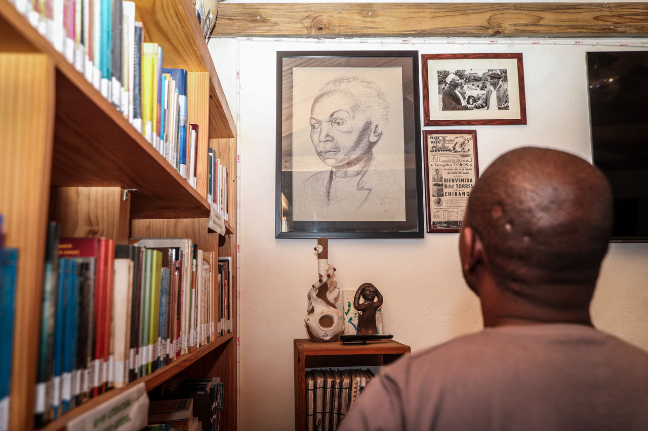 Biblioteca Noémia de Sousa