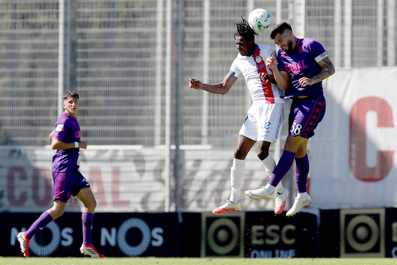 Alverca soma primeira vitória com primeira parte de luxo na Madeira