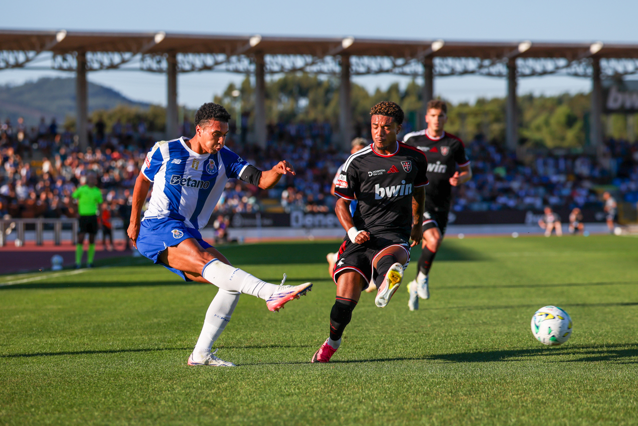 FC Porto com o pleno de seis triunfos antes de receber o Benfica