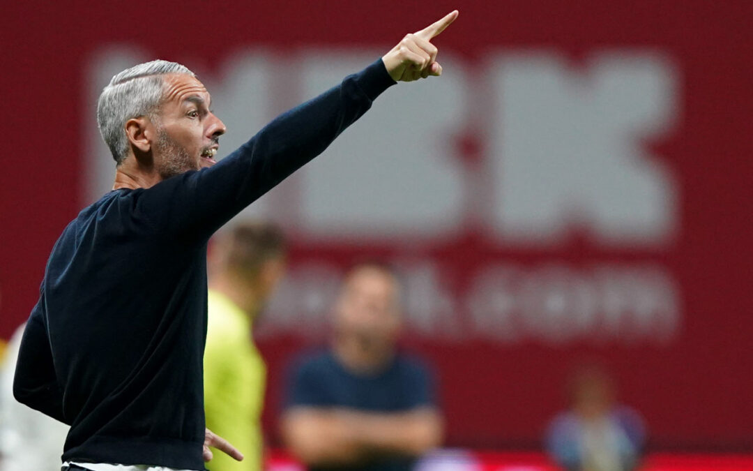 I Liga: Carlos Vicens avisa para dificuldades nos Açores