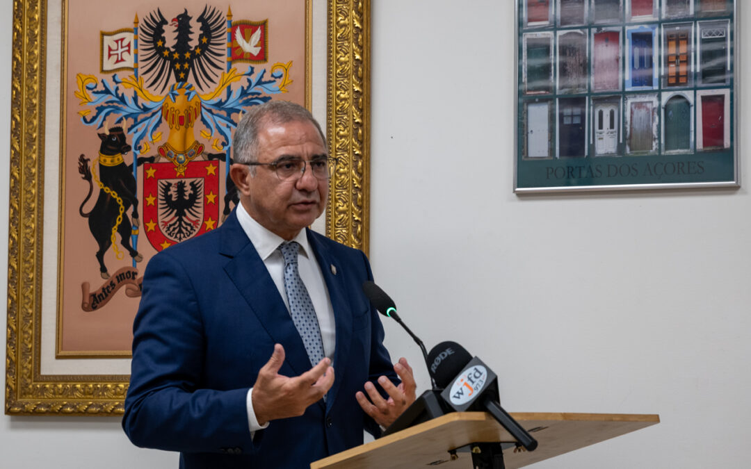 Prosperidade dos EUA tem “sangue açoriano e português” – Bolieiro