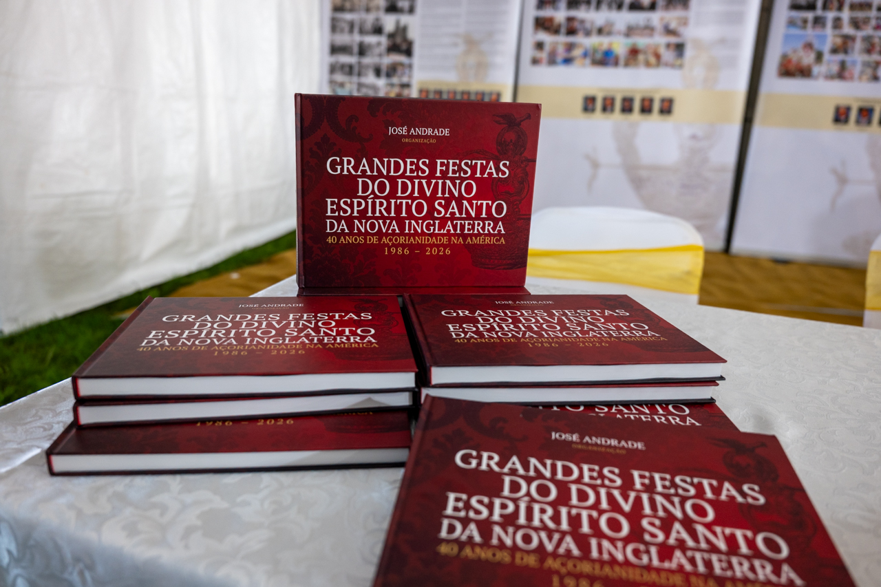 Apresentação do livro comemorativo dos 40 anos das Grandes Festas do Espírito Santo da Nova Inglaterra