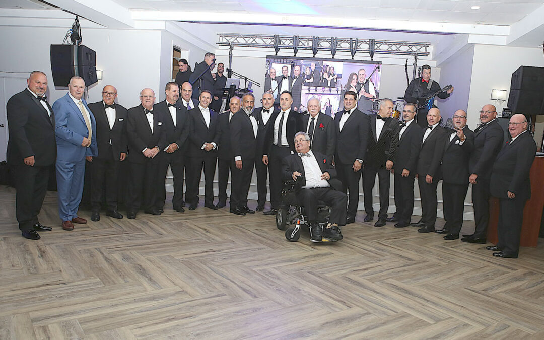 Gala dos Amigos da Terça: Timothy Toomey, primeiro individualidade galardoada com o prémio “Amigos Community Difference Maker Award”
