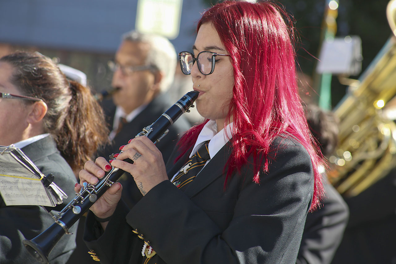 Bandas filarmónicas, autênticos conservatórios de música do povo, desfilaram e deram concerto em Fall River, sábado, 03 de outubro de 2026