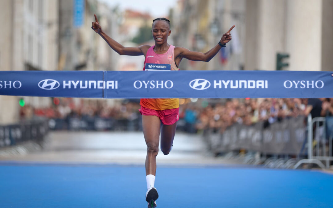 A atleta queniana Dolphine Omare vence a Meia Maratona de Lisboa (foto)