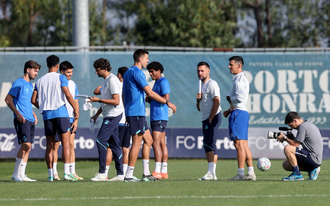 LC: FC Porto procura estrear-se a vencer no estádio do Betis