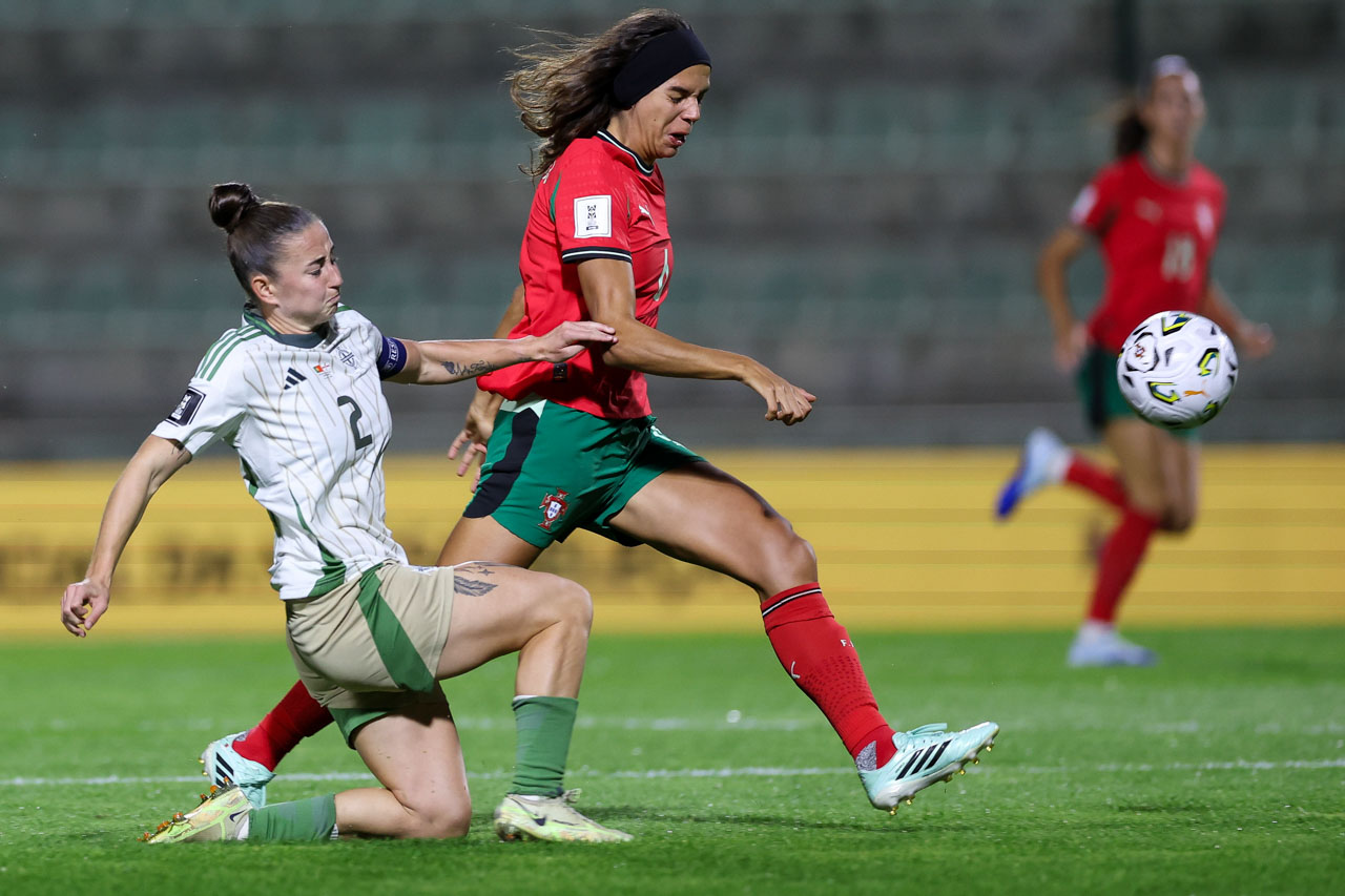 Portugal repete triunfo e está na última fase do play-off de acesso ao Mundial