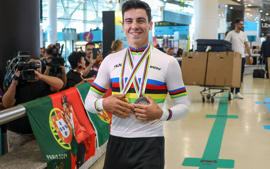 Mundiais/Ciclismo: lúri Leitão “extremamente feliz e aliviado” por título e medalhas conquistadas