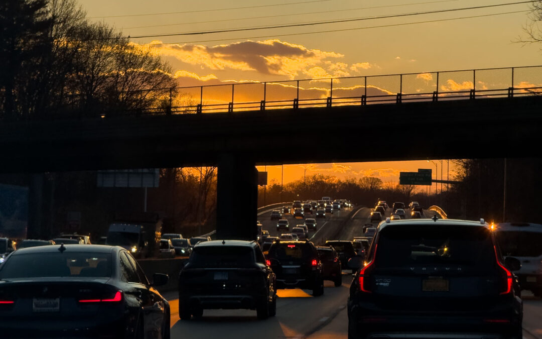 MassDOT Alerta para Tráfego Intenso no Feriado do Dia de Colombo